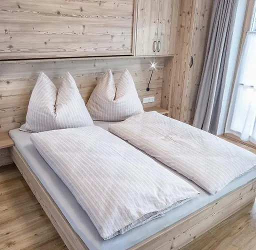 Klampfererhof Çiftlik konaklama *